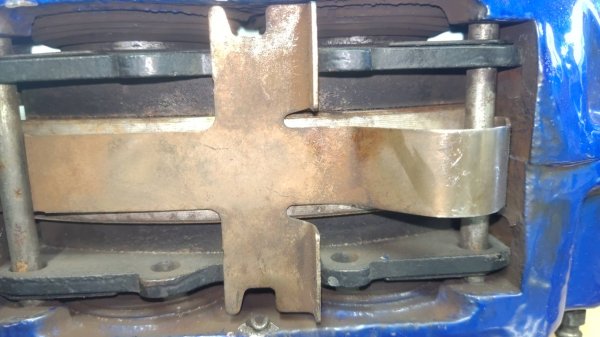 画像9: 【中古】スバル4PODキャリパー+純正リアキャリパー  【BE/BH】【SUBARU】 (9)