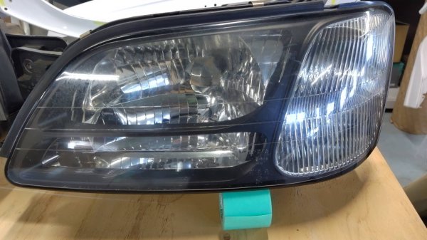 画像2: 【中古】ヘッドライト+α 【BE/BH】【SUBARU】 (2)